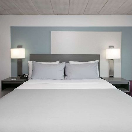 Tryp By Wyndham College Station Hotel Kültér fotó