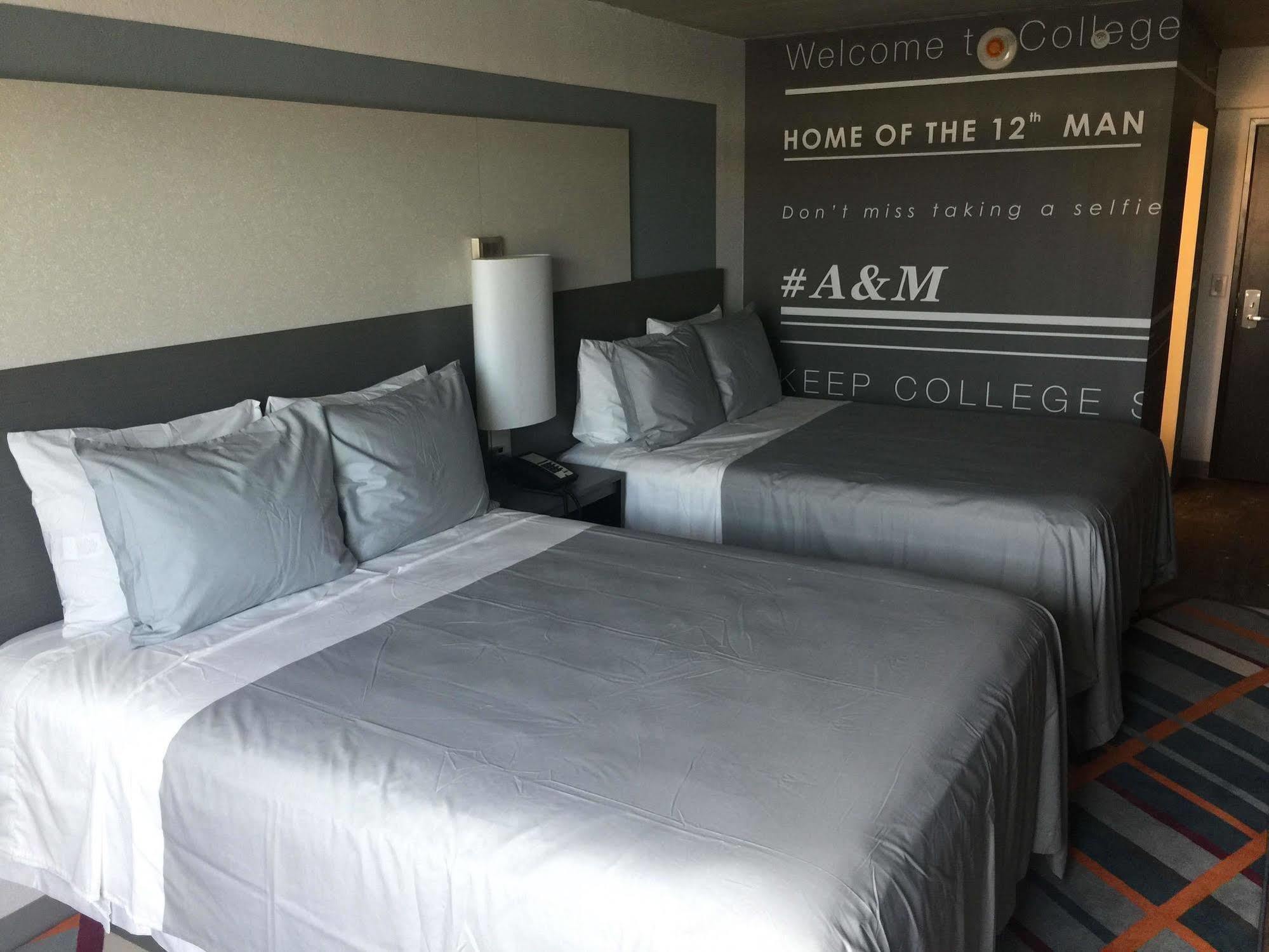 Tryp By Wyndham College Station Hotel Kültér fotó